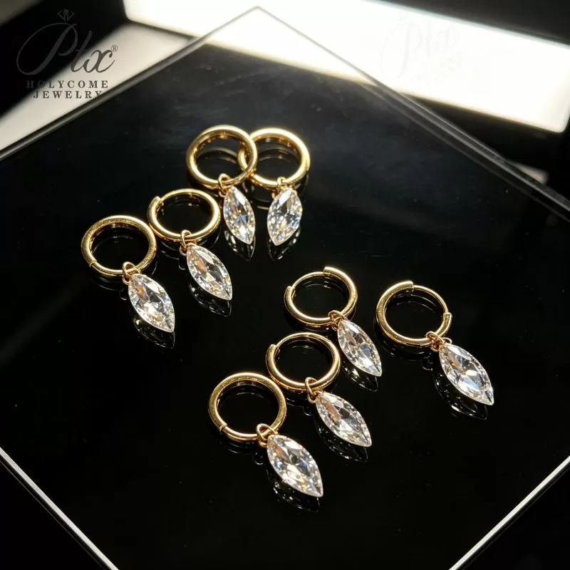 review moissanite stone promise ring